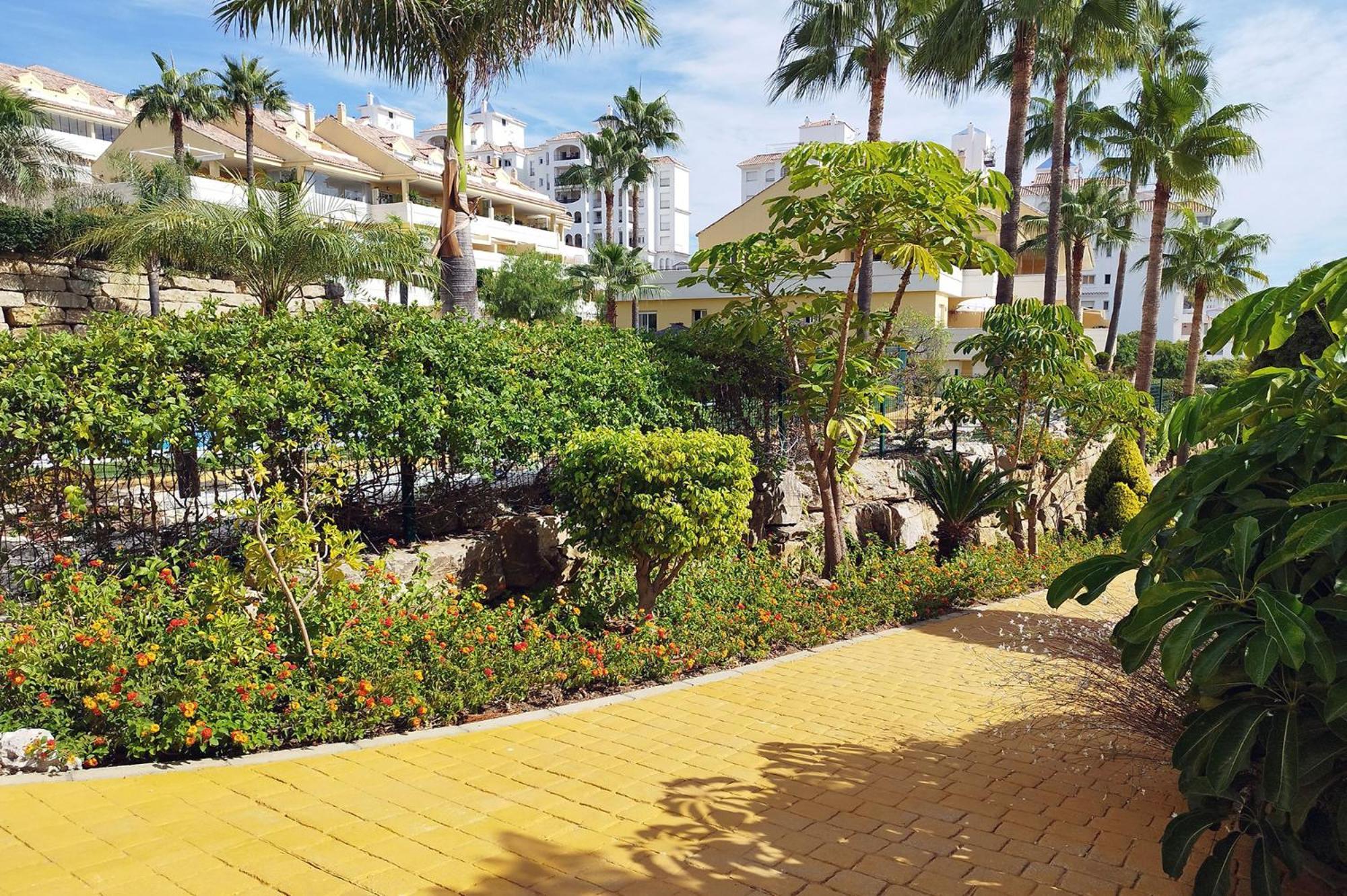 Apartamento Puertosol Estepona Buitenkant foto
