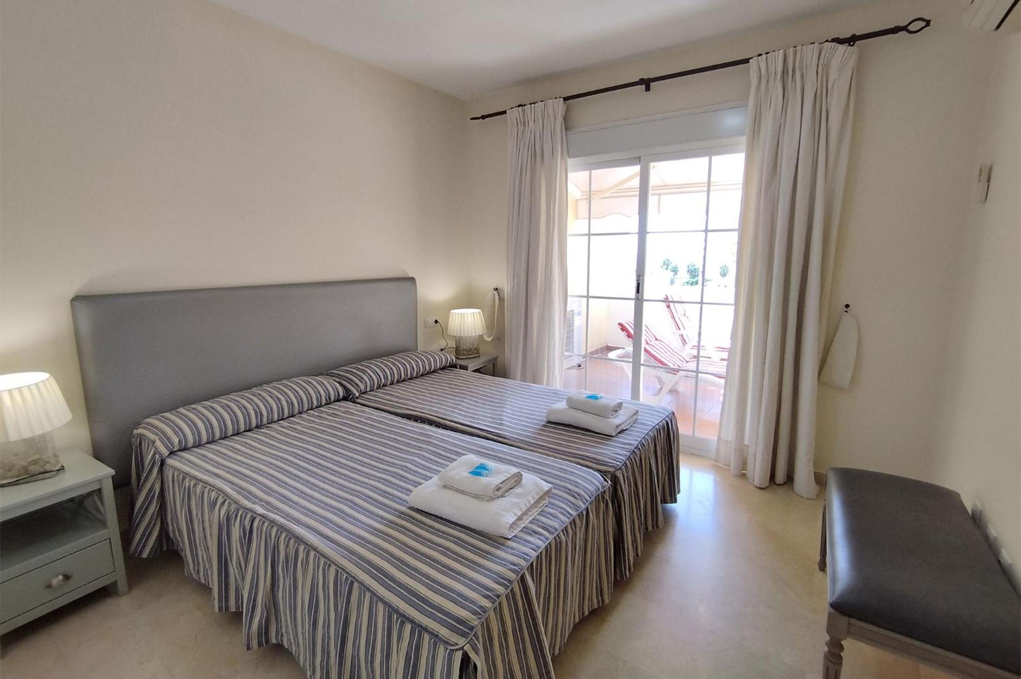 Apartamento Puertosol Estepona Buitenkant foto